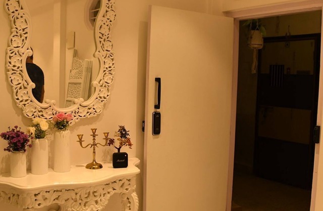 Swank at 11 1BHK Apartment, Khar West