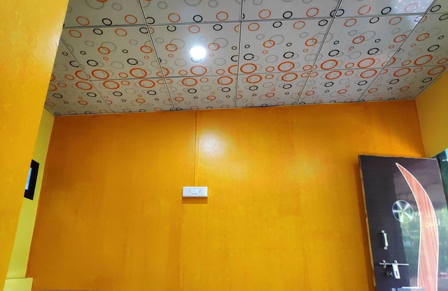 Swapnapurti golden holiday room