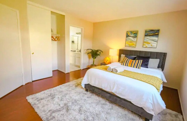 Sweet 2 bd for monthly stay! 20 mi to Disney