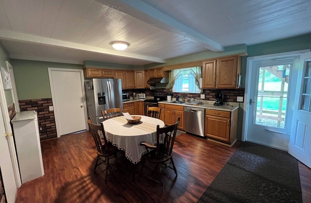 Swift River Inn