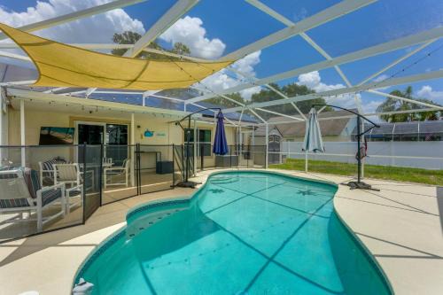 Swim, Golf and Explore Family Gem in Davenport!