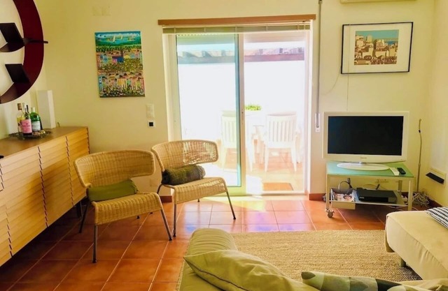 T2 Terrace, Wifi, Air Conditioning and Swimming Pool - Comfortable and Relaxing Holiday