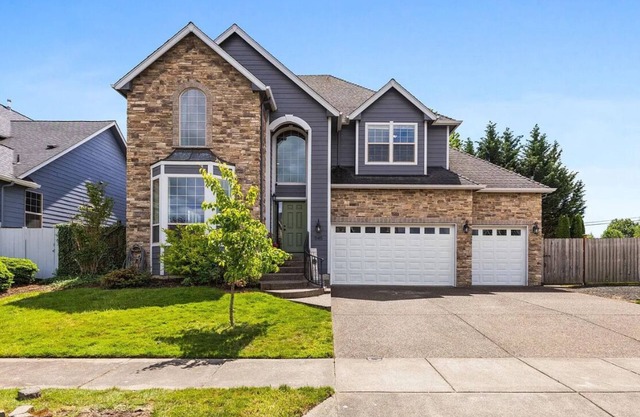 Teak and Jordan Estates- Sleeps 24!