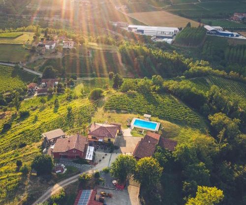 Tenuta MonteOliveto - Cottage Relax - Agriturismo nelle Langhe