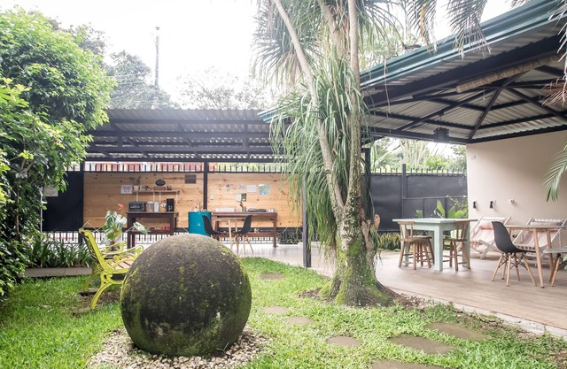 Terida Airport B&B