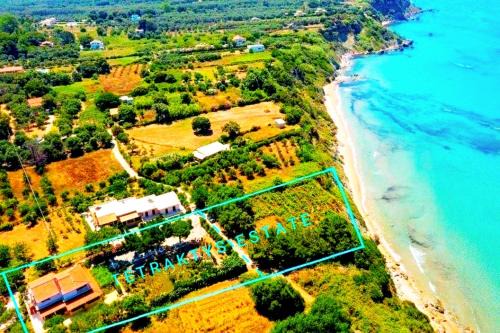 TETRAKTYS ESTATE beachside ΥΔΩΡ with garden