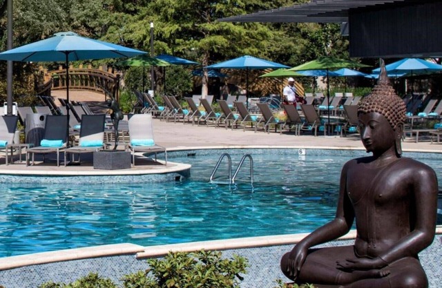 Texas-sized event space meets resort pool fun in Dallas