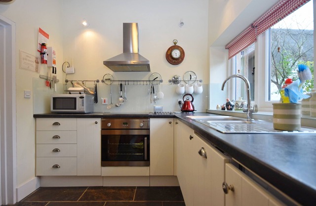 The Barn at Guiles , Petersfield - sleeps 2 guests in 1 bedroom