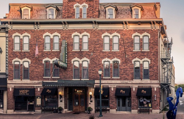The Black Hawk Hotel