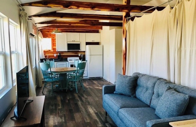 The Cedar Loft/Apartment