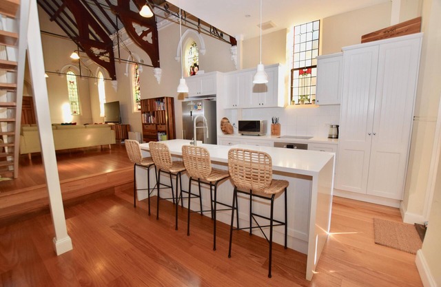 The Church @ Woodford - Majestic 100-Year-Old Heritage-Listed Church with Modern Luxury Finishings