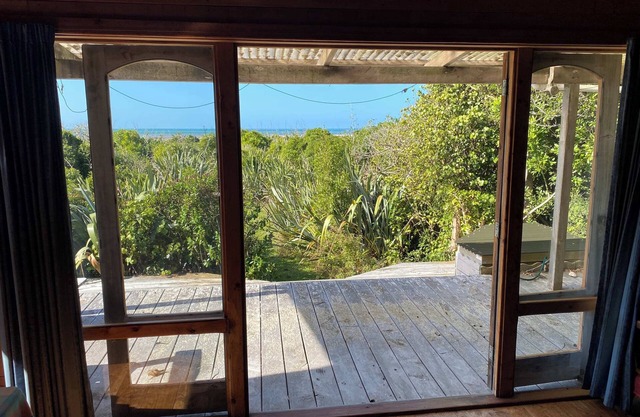 The Cockle - Private Beach Abode