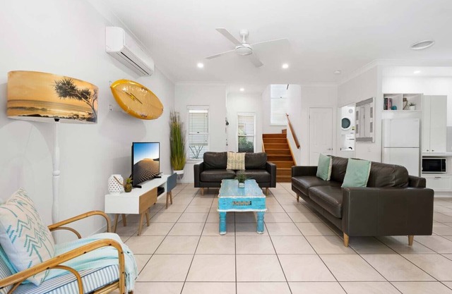 The Duke, Sunshine Beach