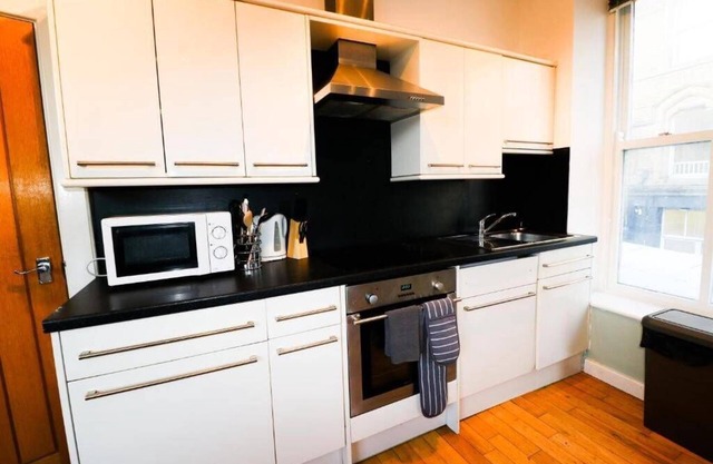 The Exquisite 2 Bed Apartment in Dewsbury