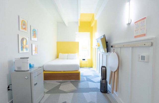 The Gallatin 214, Colorful Boutique Hotel