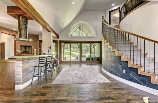 The Gathering Spot: Creekside Stay & Event Venue