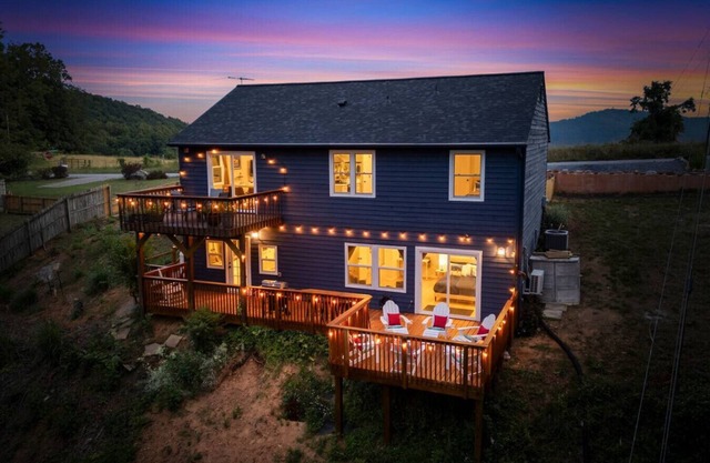 The Getaway Lodge near Roanoke/Bedford/Lynchburg