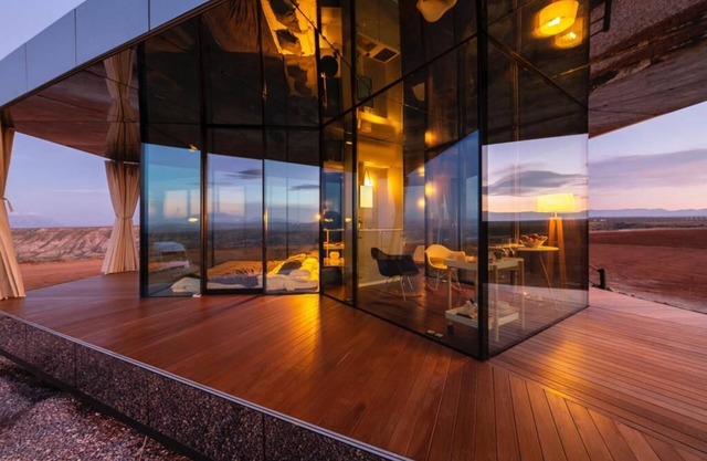 The glass house in the gorafe desert