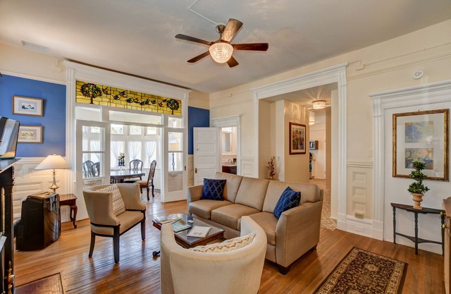 The Grand Suite at the Mansion by the Square