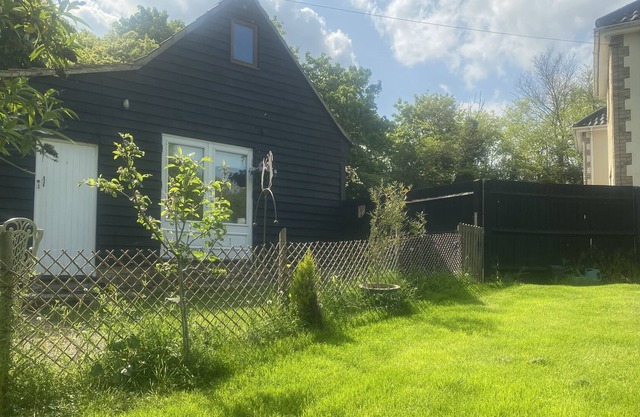 The Hares Retreat Suffolk, pet Friendly!