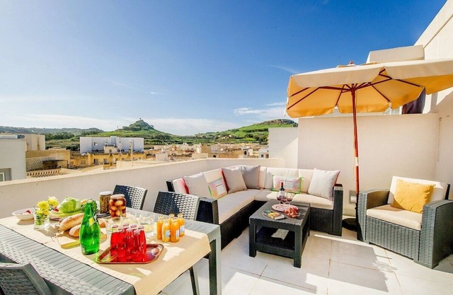 The Hillock Penthouse North C11