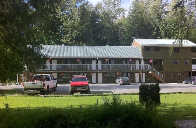 The Hitching Post Motel