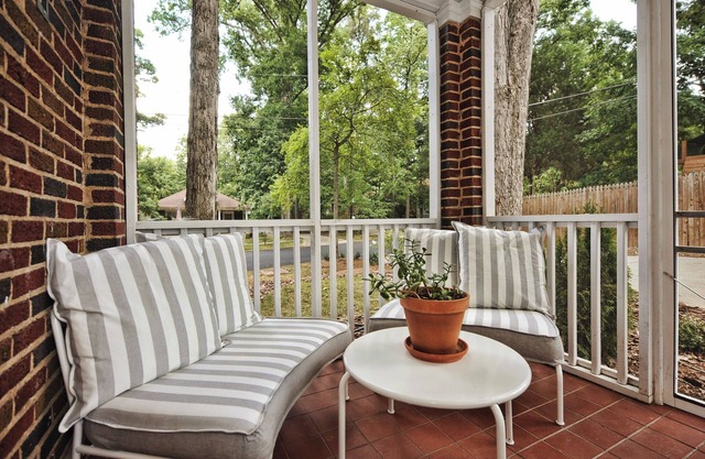 The Home Collection - 800 Magnolia