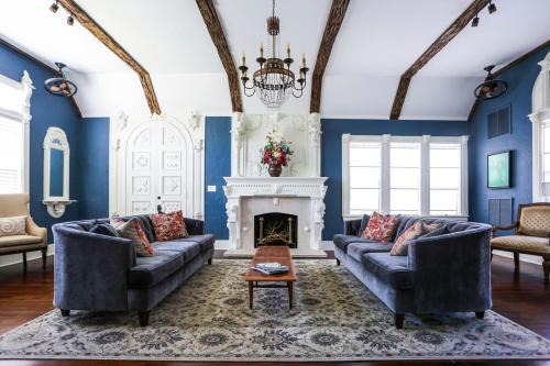 The Kenwood Gables Boutique B&B