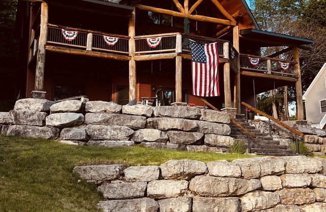 The Lake House on Otisco Lake, stunning family getaway