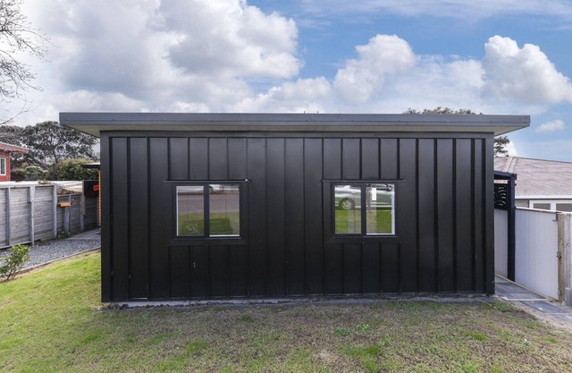 The Little Leigh Bach - Leigh Holiday Home