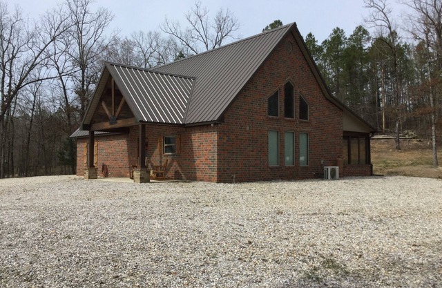The Lodge at Cowhide Cove Lake Greeson Murfreesboro