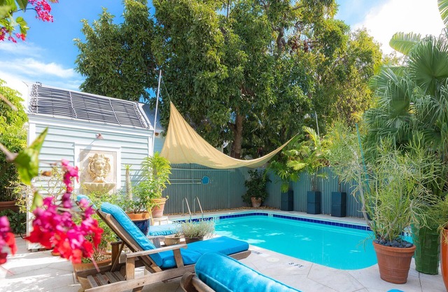 The Oasis: Stylishly Updated 1BR Home Convenient to Duval St & Beaches, Shared Pool & Pet-Friendly!