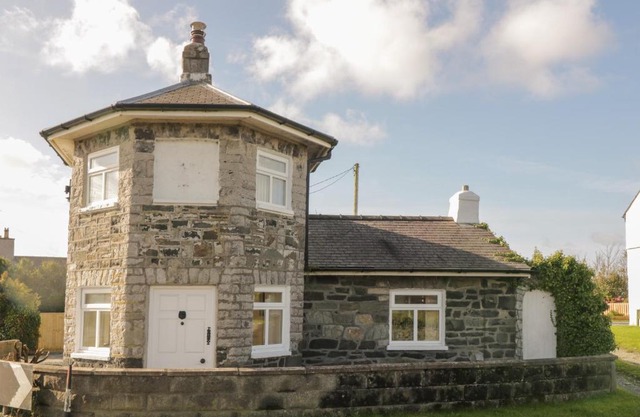 The Old Toll House