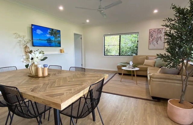 The Olive Abode - Atherton