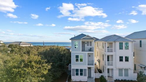 The Palmetto Blue by AvantStay Steps to Beach Ocean Views