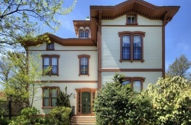 The Perfect Family Vacation House - walk everywhere