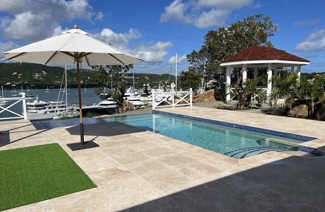 The Pink House, infinity pool, English Harbour, minutes from Pigeon Beach
