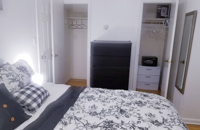 THE PROPERTY IS LOCATED IN A QUIET AREA, NEAR TO NEWARK AIRPORT & FEW MALLS.