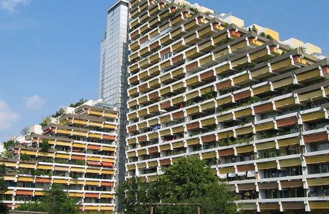 "The Pyramid" newly built in July 2018 City Apartment