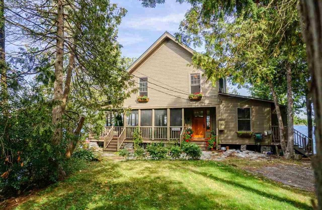 The Rocks on Long Point - Summer House on Lake Champlain