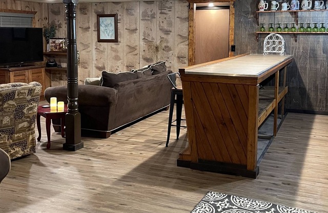 The Rustic Cabin