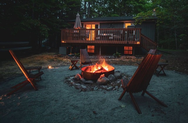 The Sasquatch Shores Lake Front Cabin