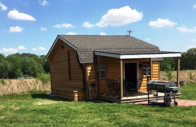 The Scout Cabin! Secluded With A Great View.