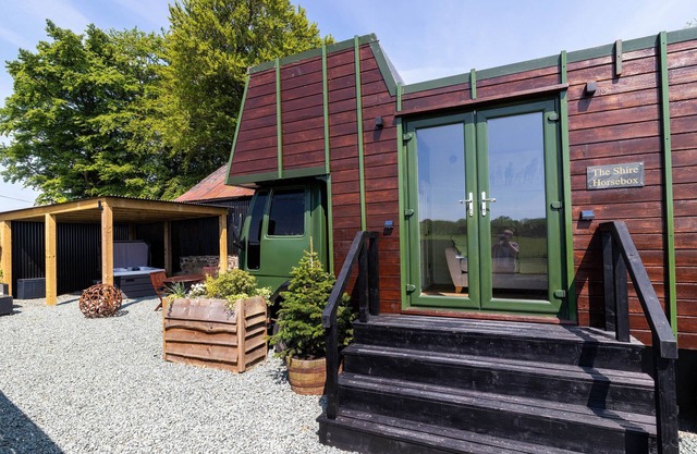 The Shire - Luxury Unique Stay, With Private hot tub - 5 Cyfie Farm