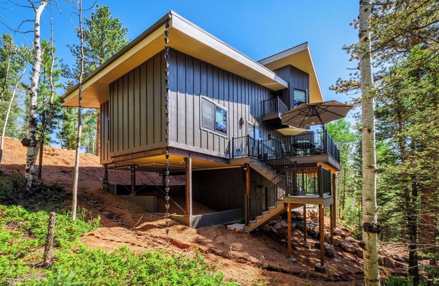 The Stilt House, Sanctuary in Colorado Mountains