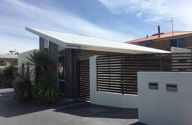 The Summer House- sunshine close to the beach