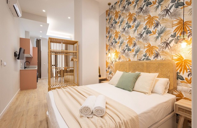 The Trafalgar Apartment 06 by Florit Flats
