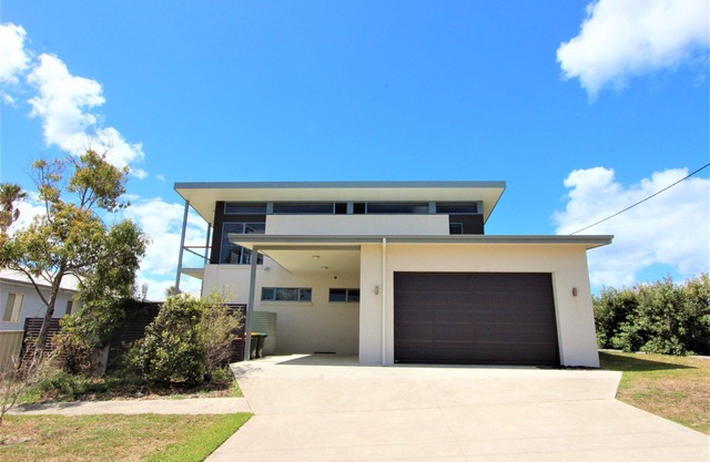 The ultimate property for the family with amazing views to whale watch