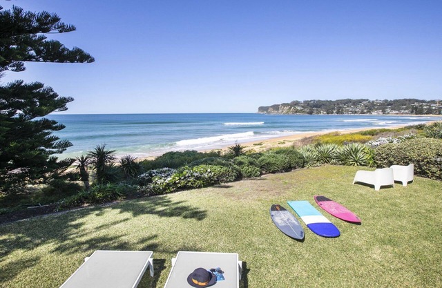 The View at North Avoca - Large and Roomy Family Beachfront House