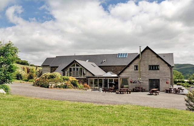 The Welsh Barn